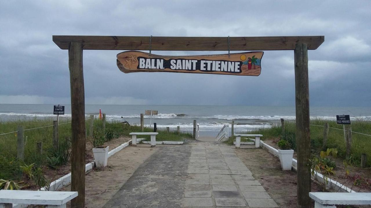 Matinhos 150 Metros Da Praia Екстериор снимка